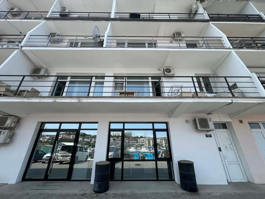 Квартира Квартира 1 к.кв. пляж 5 мин езды парк Победы Херсонес не берем плату за клининг — Севастополь