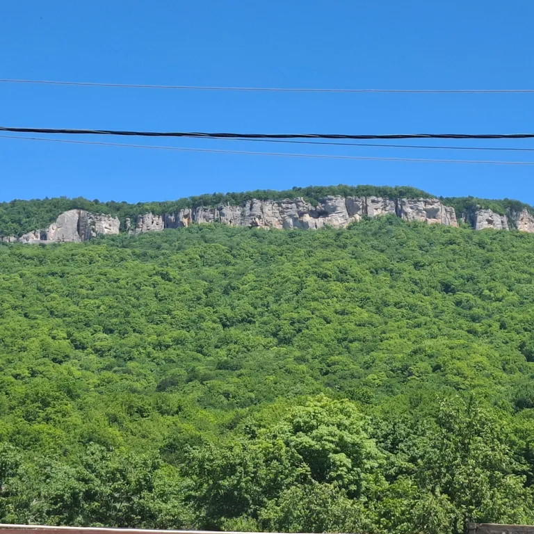 Новый дом с видом на горы