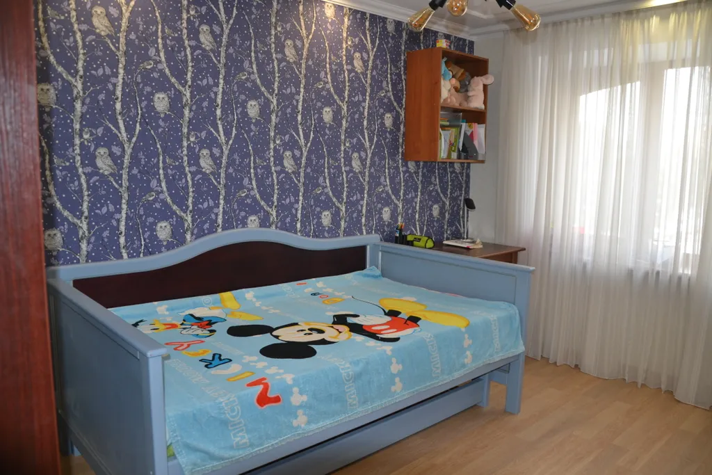 Квартира 3-комнатная Квартира — Евпатория