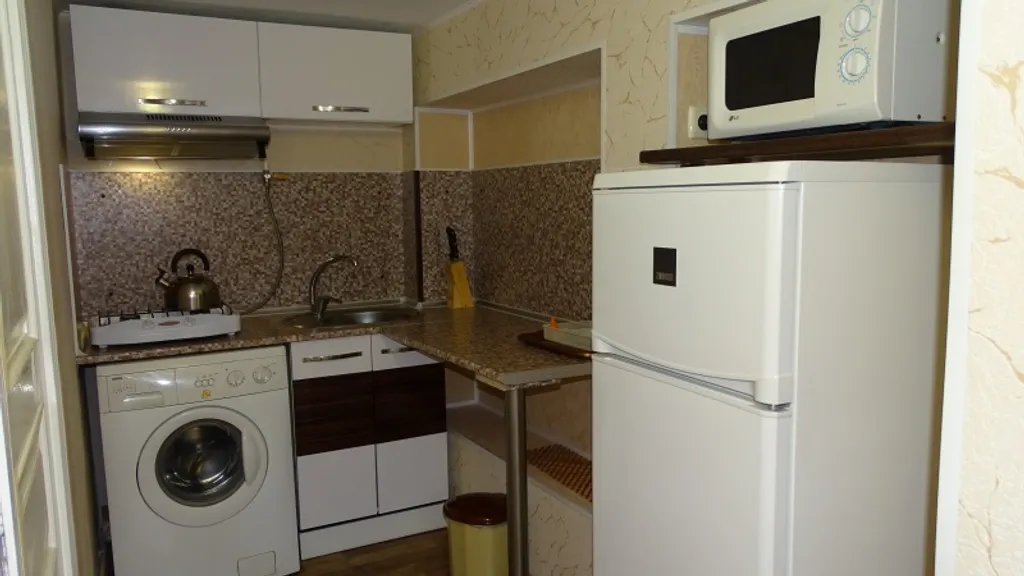 Однокомнатная квартира с двориком около дома Чехова