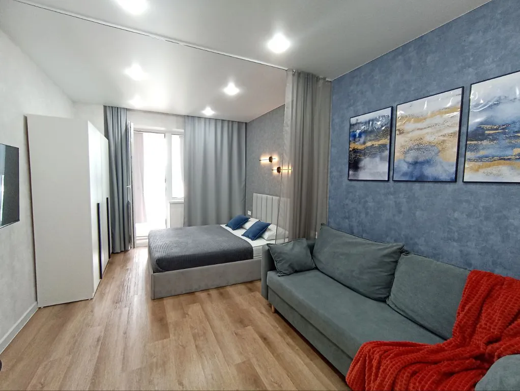 1-комнатная квартира с утепленной лоджией в 9 мин от исторического центра