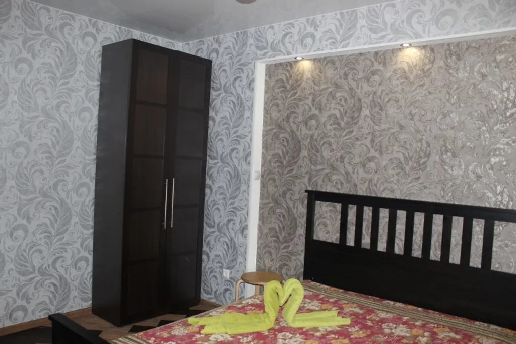 Квартира Улучшенные апартаменты в центре — Новосибирск