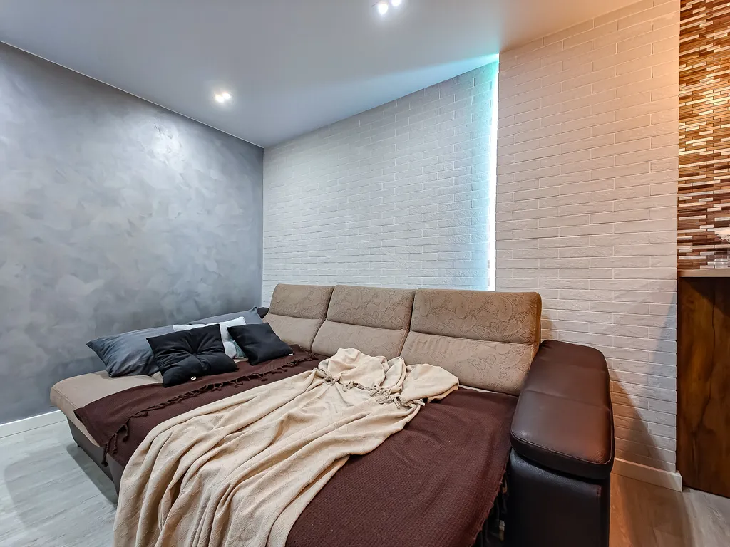 Масштабная двухкомнатная с кроватью super king-size в ЖК Дождь