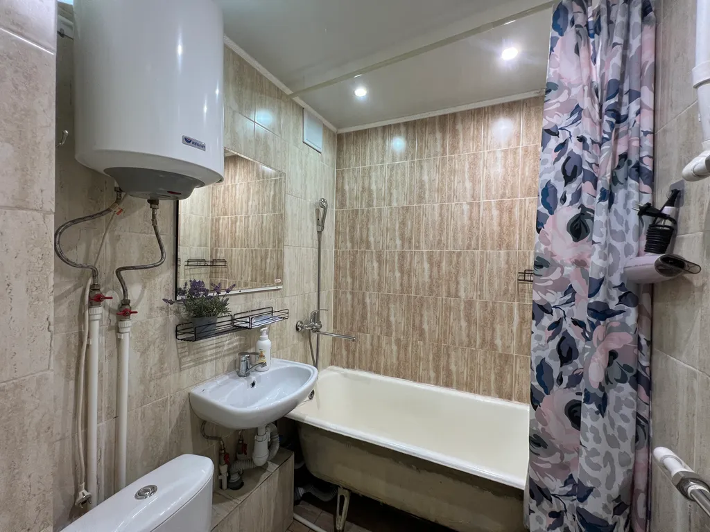 Теплая 1-к кв рядом с жд вокзалом. Не берем оплату за финальную уборку