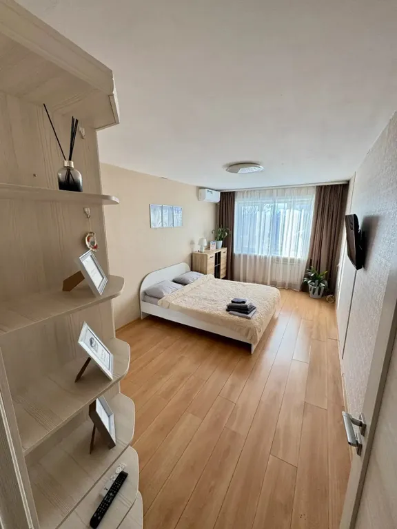 Уютная квартира рядом с СТК Горный воздух, площадью Победы и площадью Славы