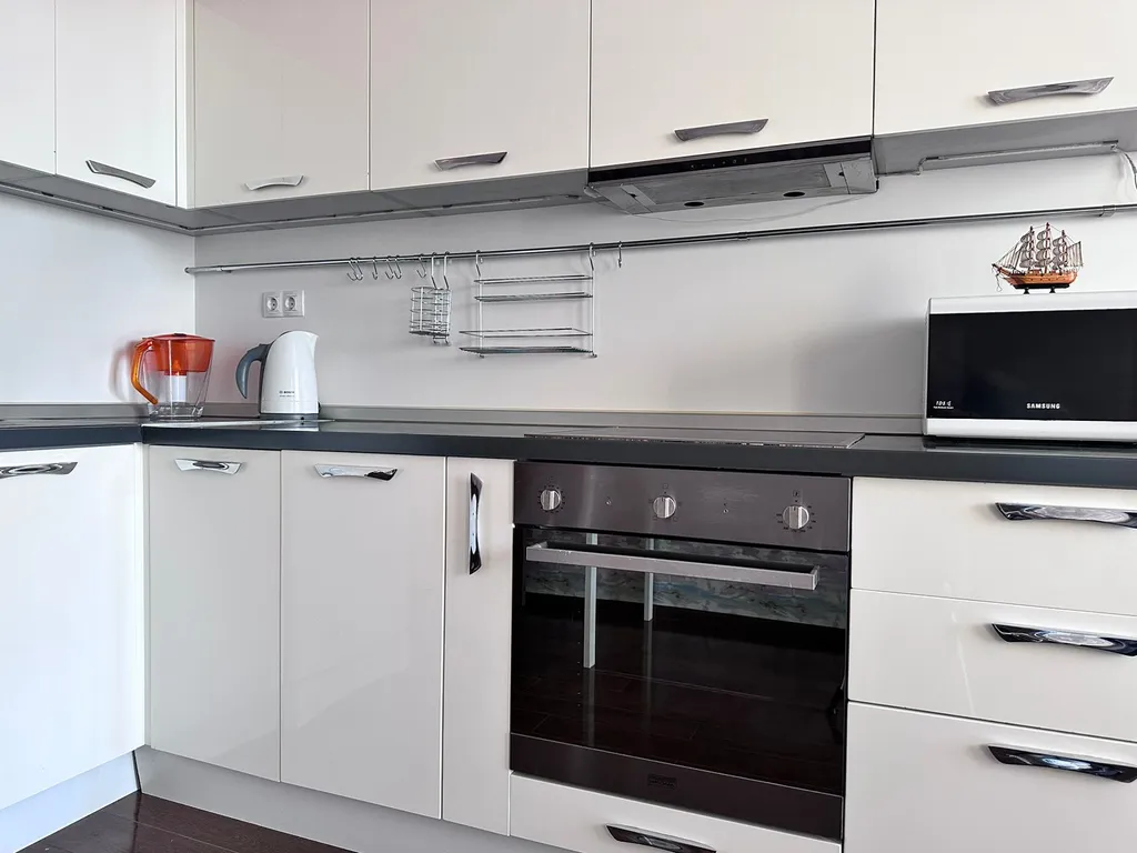 Евродвушка рядом с МТЛ Ареной, панорамный вид на Волгу