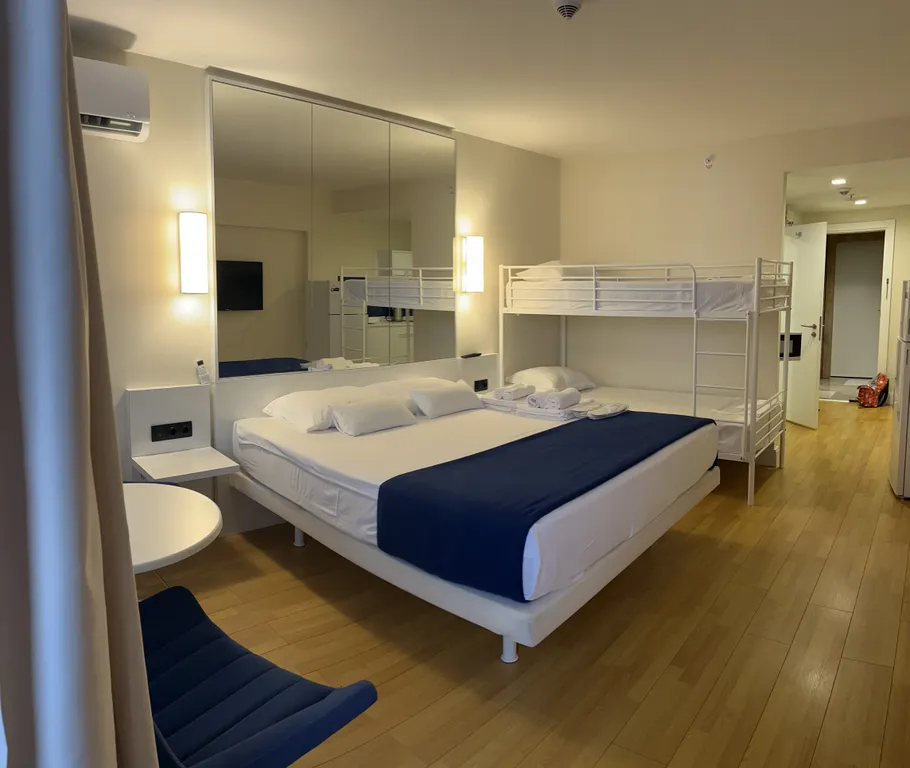 Квартира Студия на 1-й линии с видом на море в небоскребе Орби Сити — аренда посуточно в Батуми