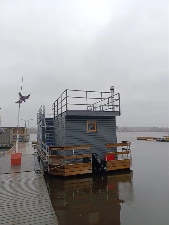 Дом на воде в Выборге