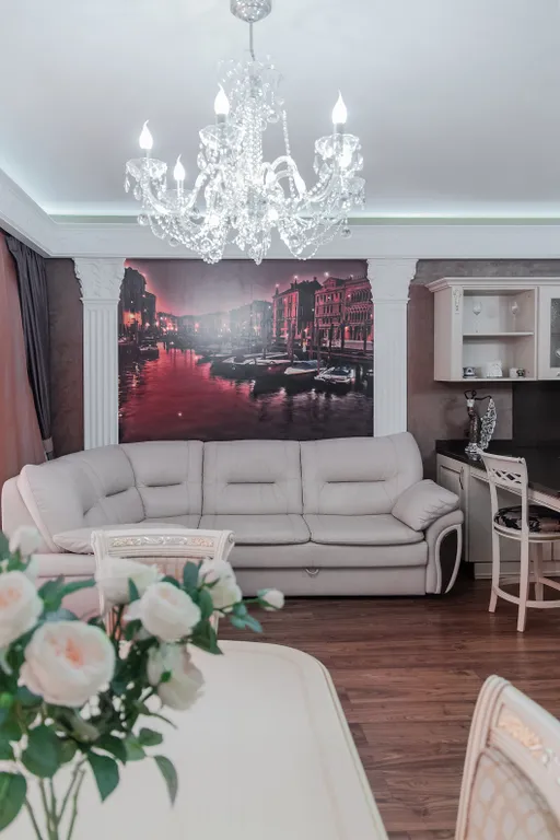 Трёхкомнатные апартаменты в центре с видом на море