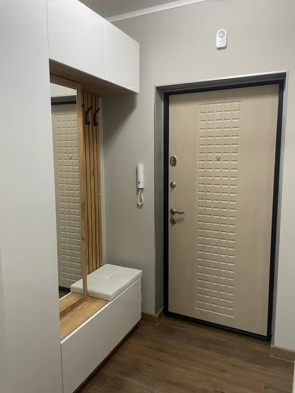 Комфортная квартира-студия Космос