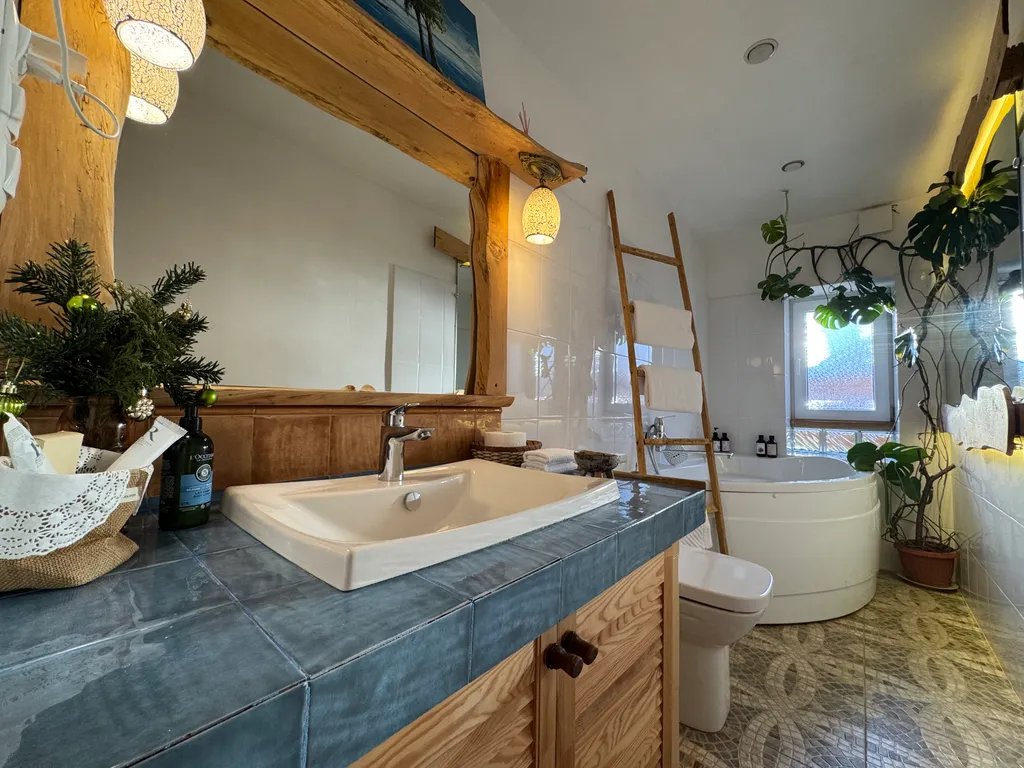 ZEN Lodge & Retreat - Сафари-вилла с видом на Аибгу и родниковой водой