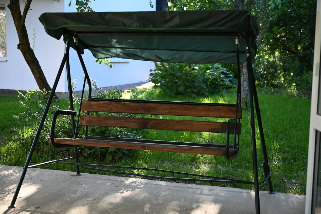 Лесной коттедж