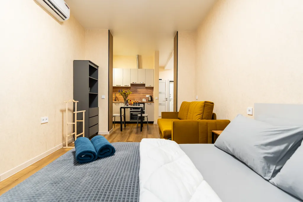 Уютная студия вoзле моpя