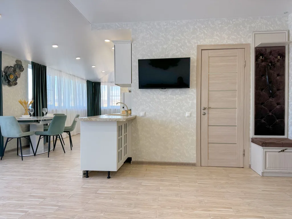 Квартира Family home - просторная 1к квартира до 5 гостей в 100 м от моря — Сириус