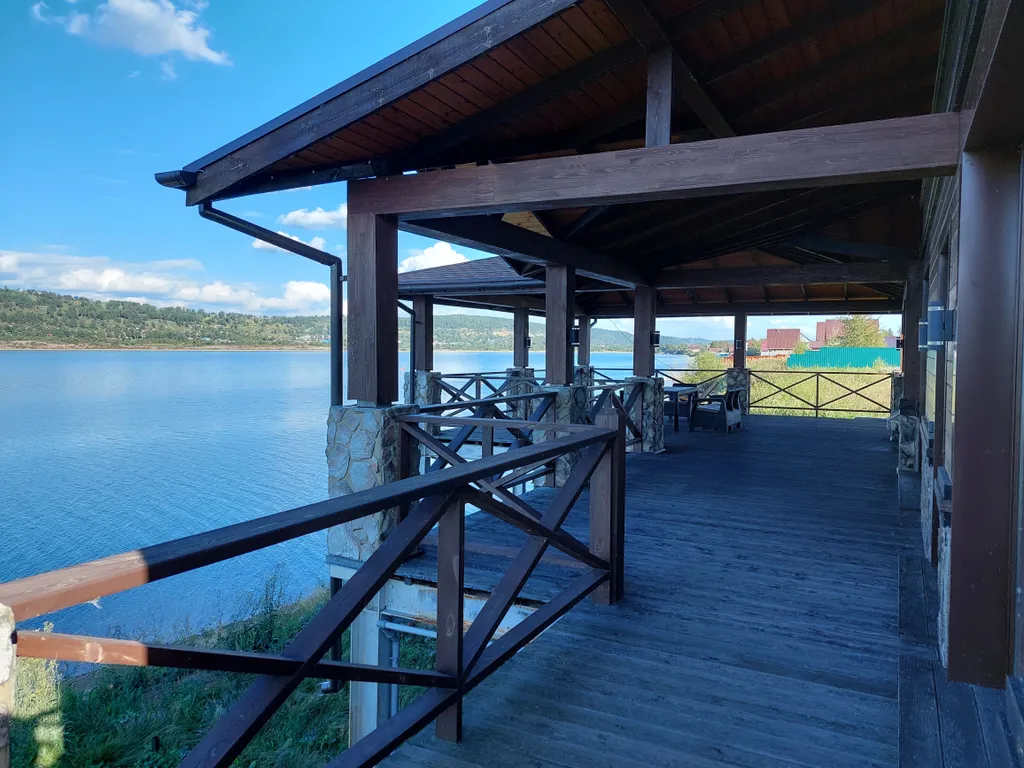 Коттедж на берегу Ангары