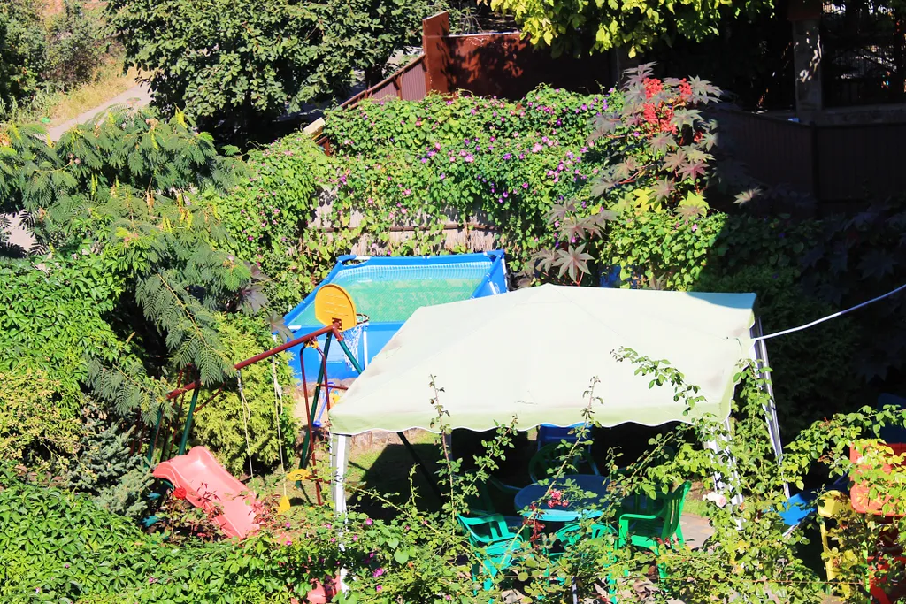 Коттедж у моря со своим двором до 11 человек, беседка, костровая чаша.