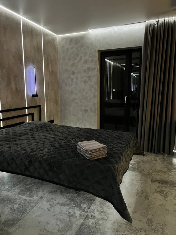 Студия 2 с панорамным видом на город