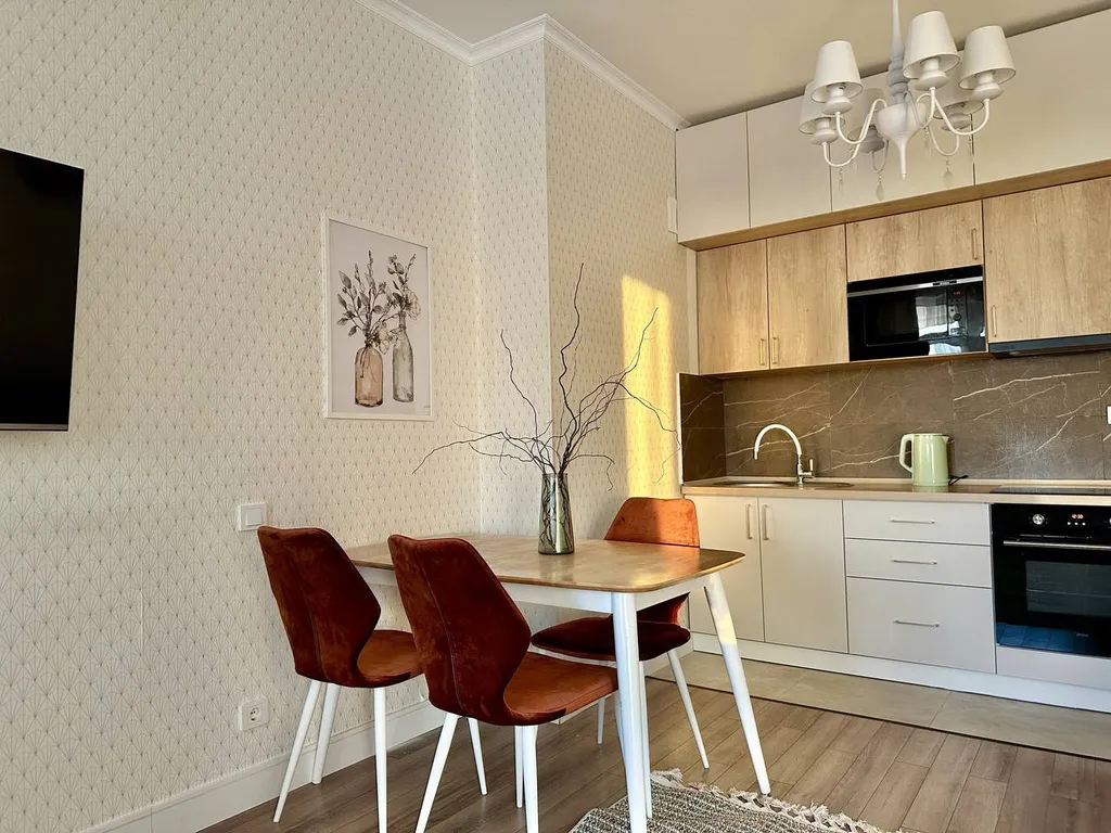 Утренний шепот с видом на горы