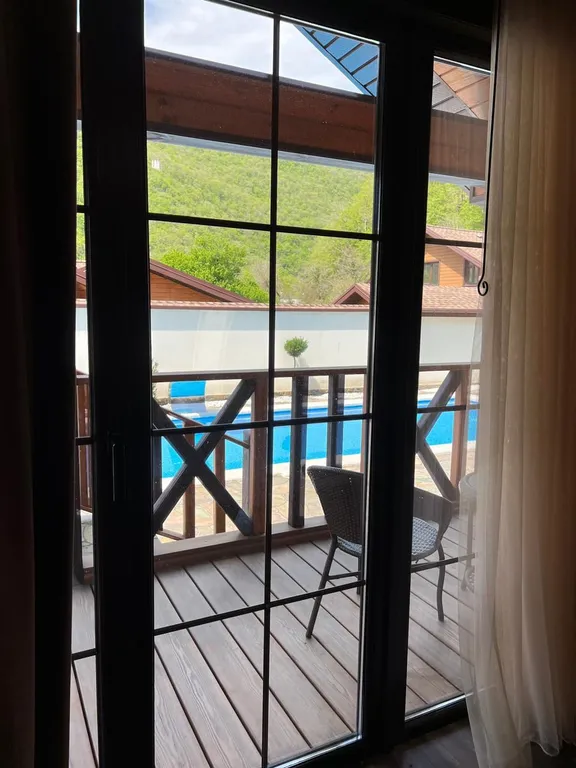 Дом с видом на горы