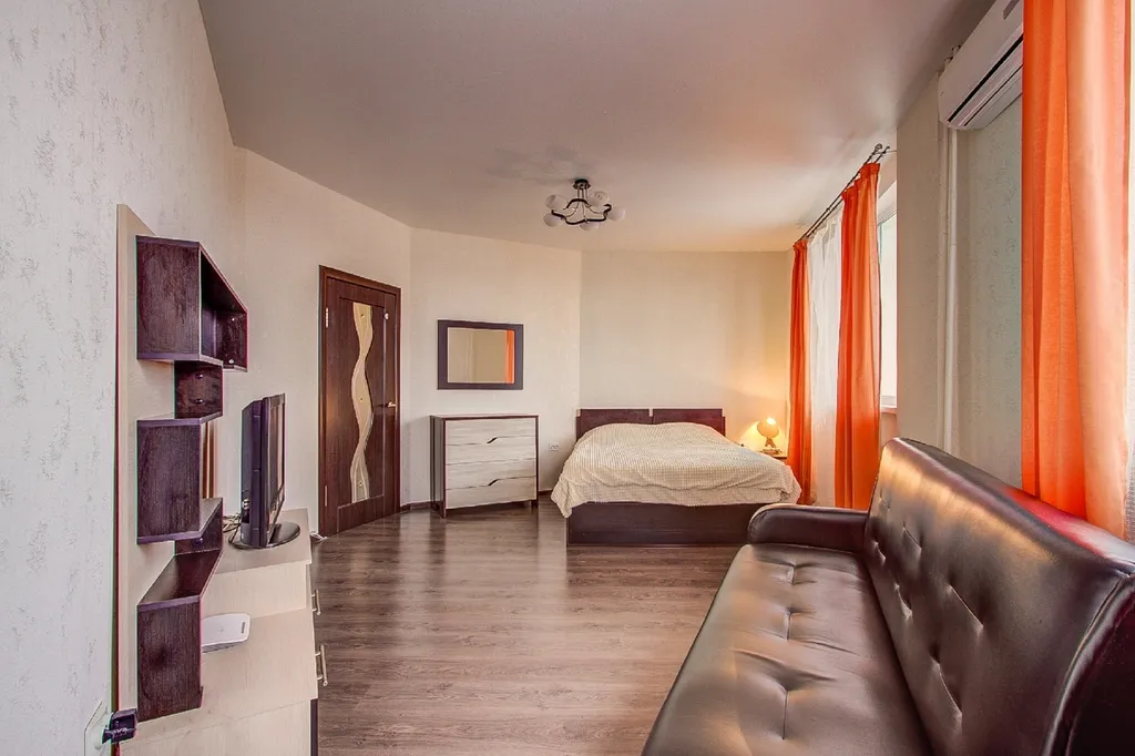 Квартира рядом с ледовой ареной на Карла Маркса