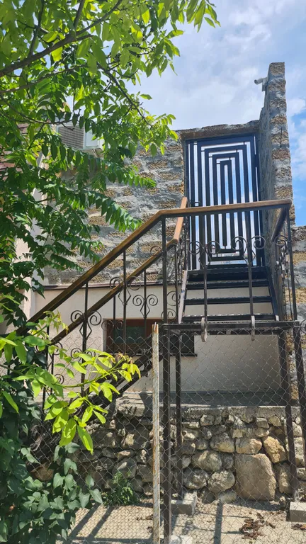 Квартира Квартира Мансарда в центре Севастополя — Севастополь