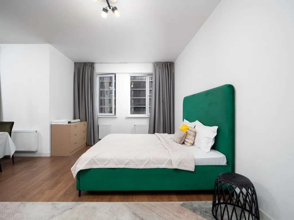 Квартира просторная с балконами, рядом с Мегой