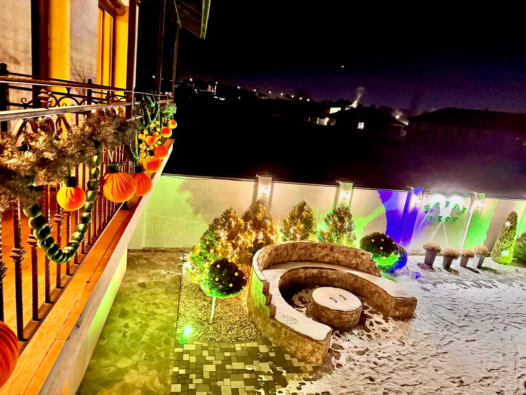 Коттедж, бассейн теплый, баня для семейного отдыха до 8 гостей