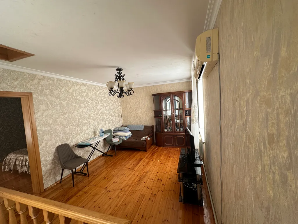 4-комнатный Дом