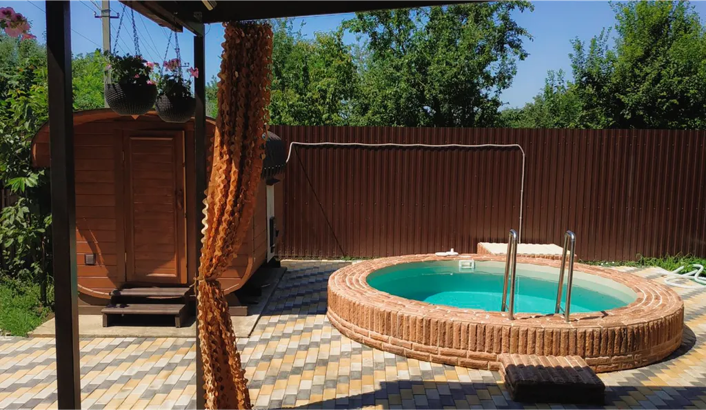 Гостевой дом Лотос в пригороде Краснодара