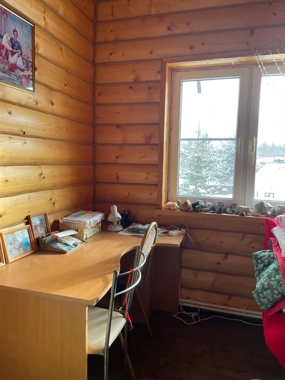 Двухэтажная загородная дача