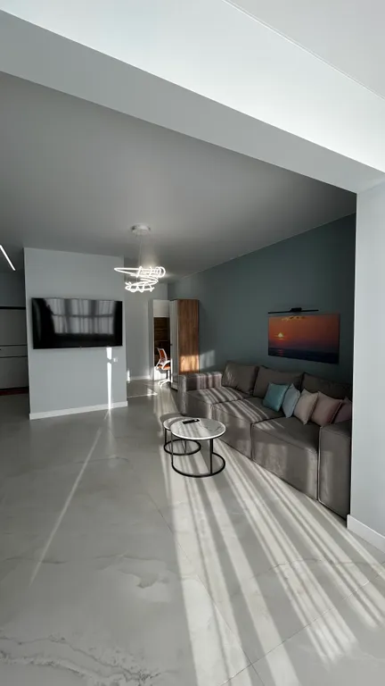 Квартира Просторная видовая квартира с панорамным остеклением — Геленджик