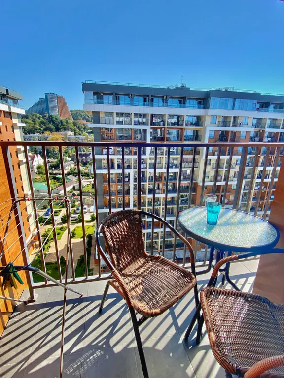 Уютная студия c великoлeпным видoм