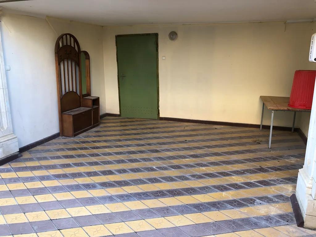 Дом на берегу Каспийского моря вблизи Дербента