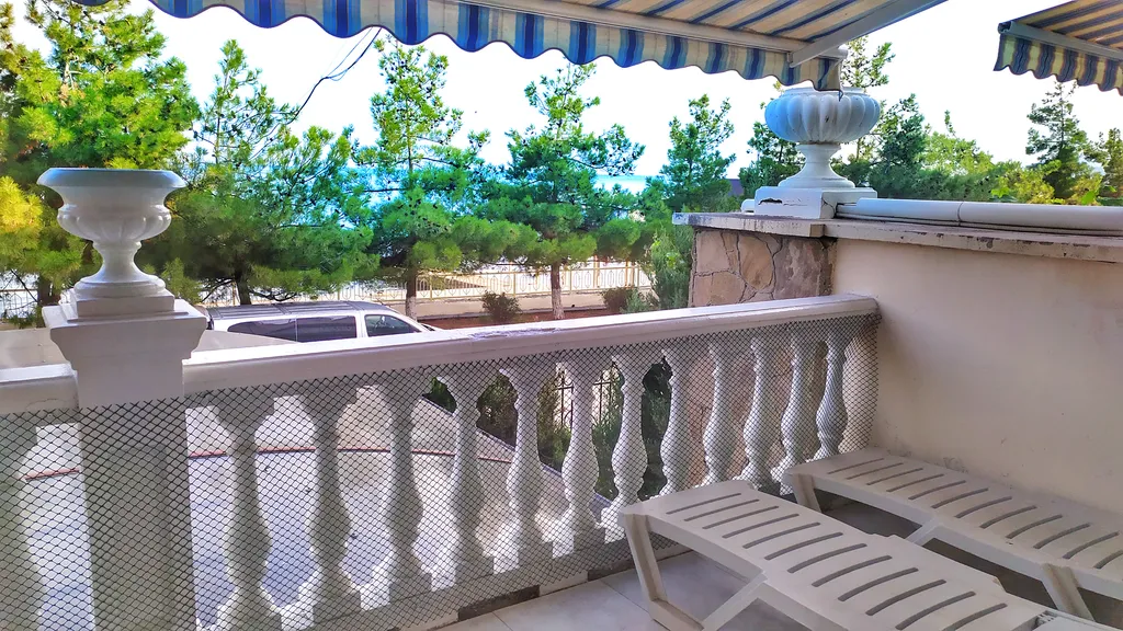 Апартамент на первой линии у самого синего Чёрного моря