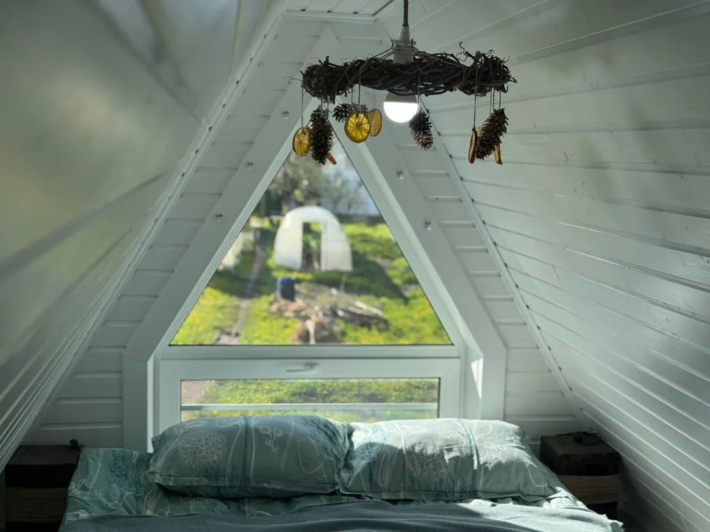 Атмосферный и уютный дом в окружении природы