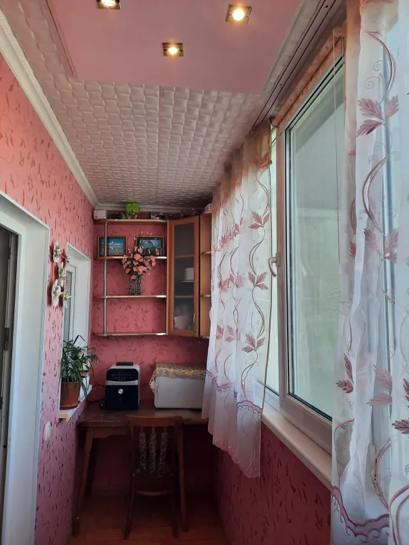 Уютная двухкомнатная квартира с видом на горы