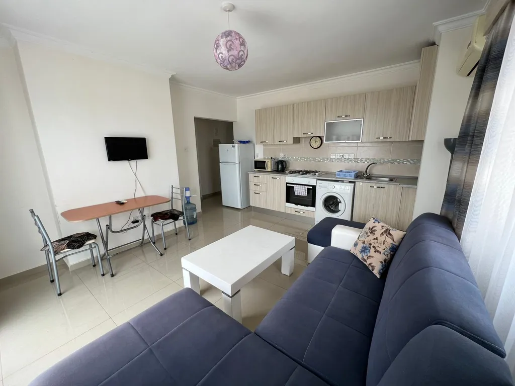 Недорогая уютная квартира в непосредственной близости к морю