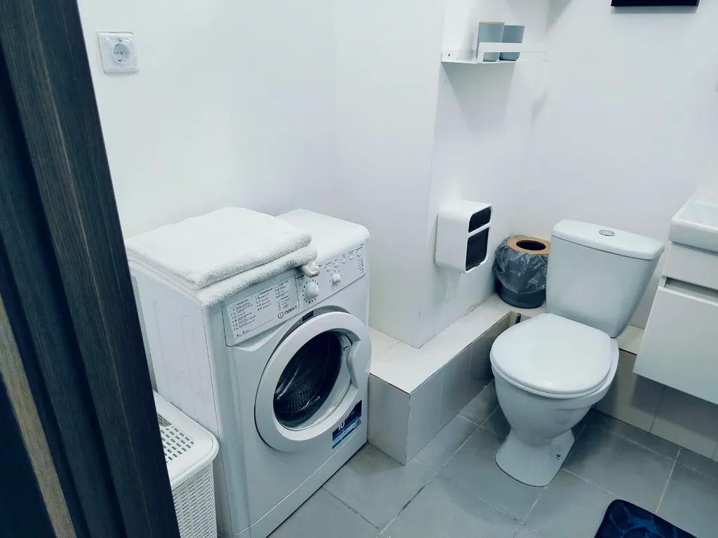 Уютная студия в Академическом районе