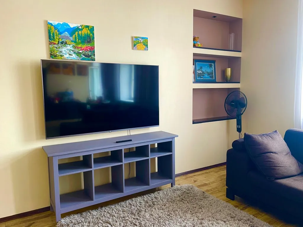 Квартира в сам центре у Белого дома с видом на площадь и Золотой мост