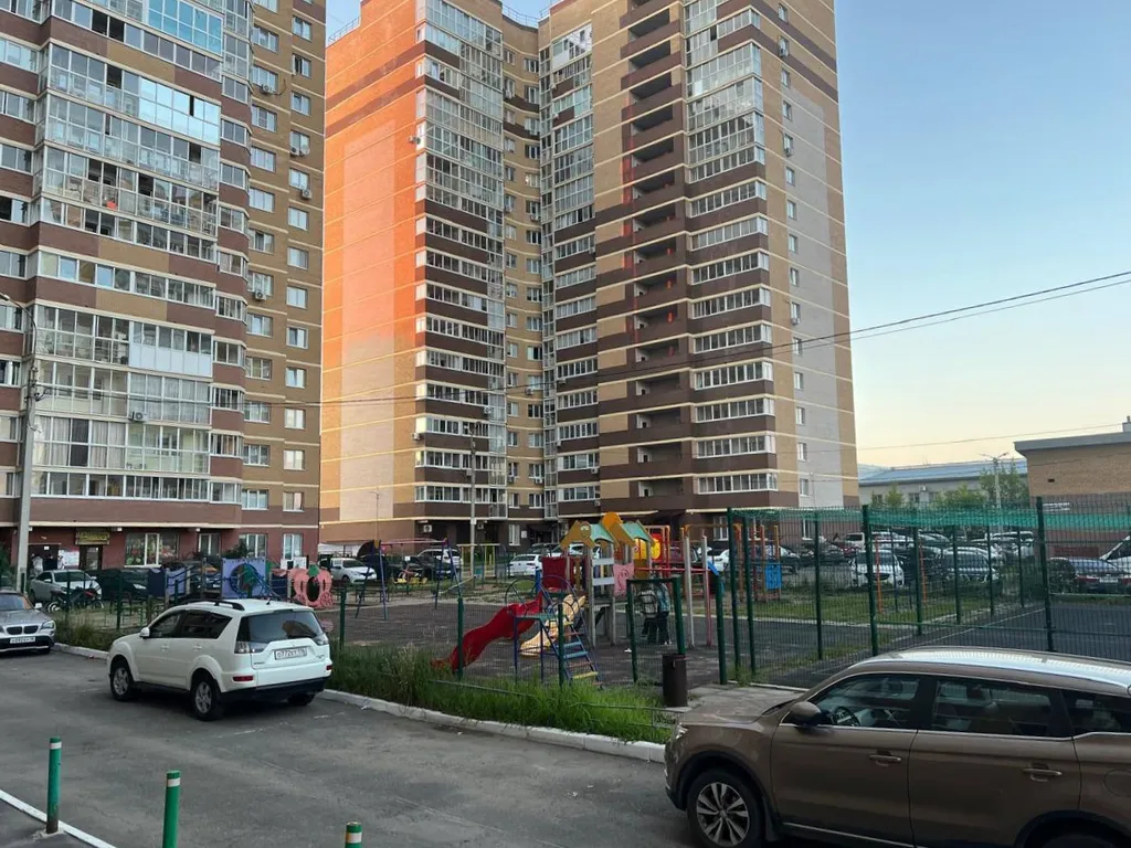 Студия на 15 этаже с современным ремонтом и потрясающим видом на город