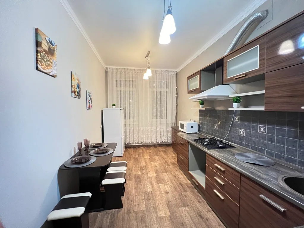 Двухкомнатная квартира в центре города, в новом доме