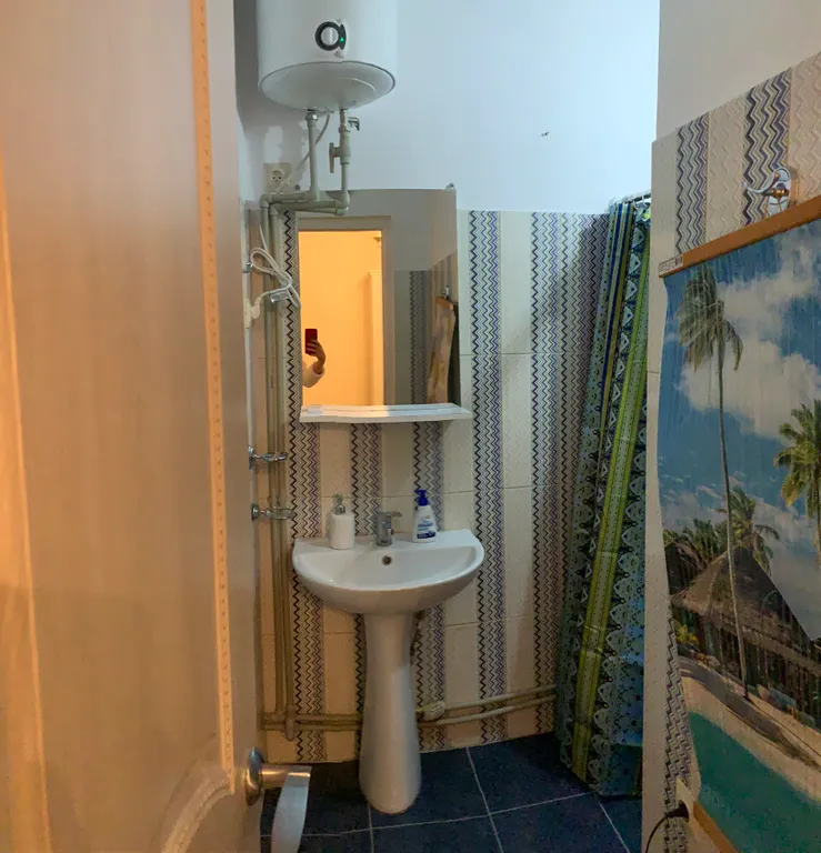 Трехместный уютный номер с террасой.