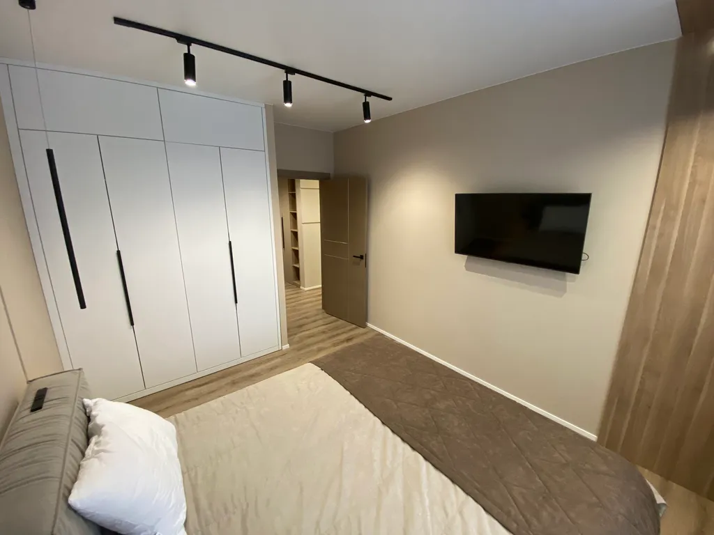 Современная 2-х комнатная квартира возле Планеты