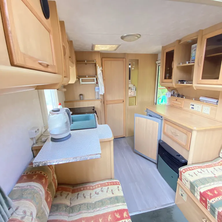 Коттедж Домик в лесу — Кобрино