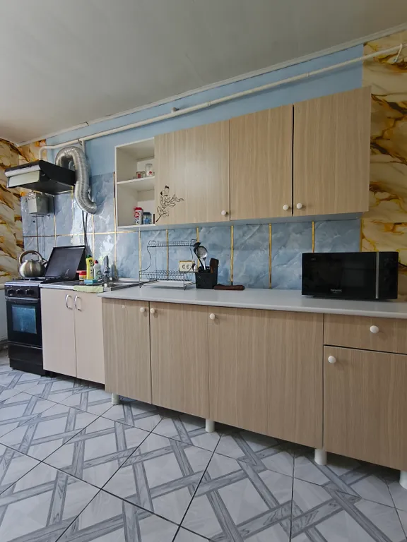 Двухкомнатный дом на семь человек