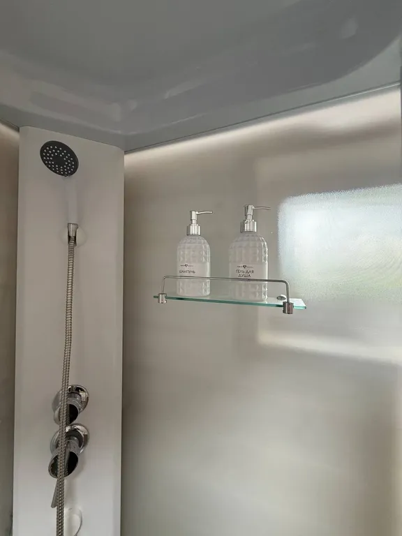 Домик у реки пра: баня под звёздами, тишина и лесные тропы