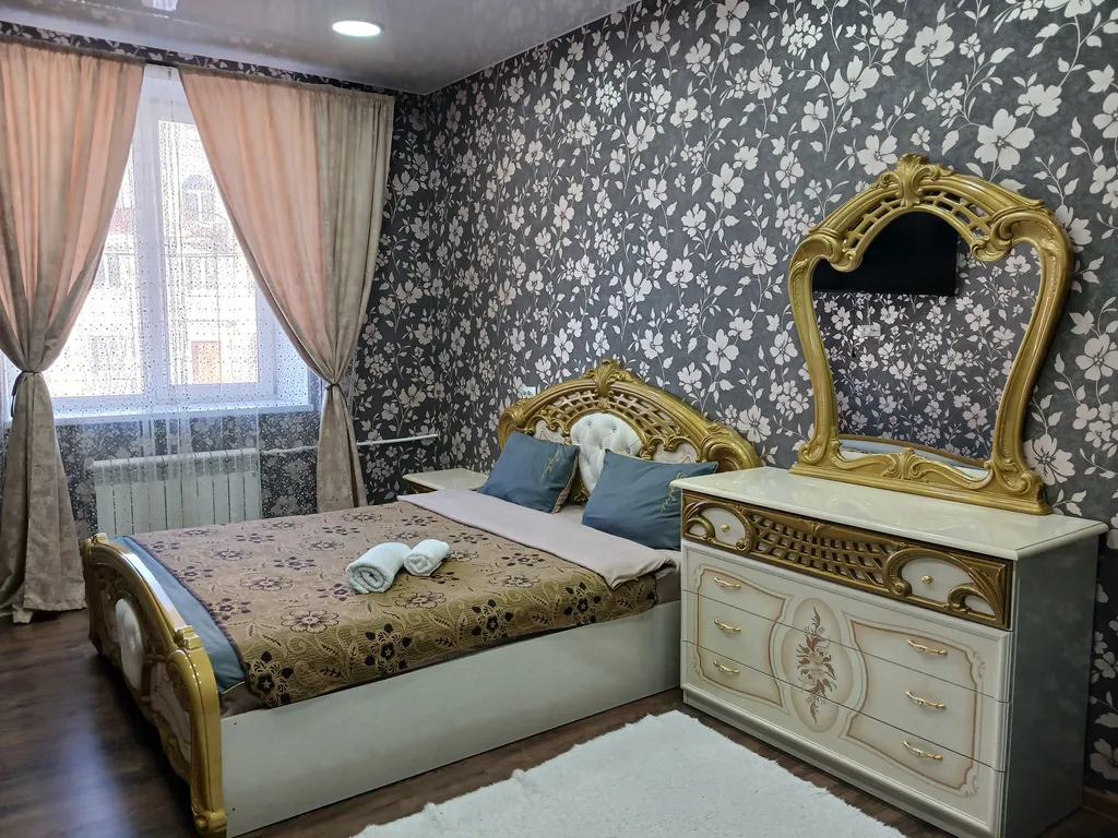 Квартира Двухкомнатный шикарный люкс в самом центре города у автовокзала — аренда посуточно в Магадан