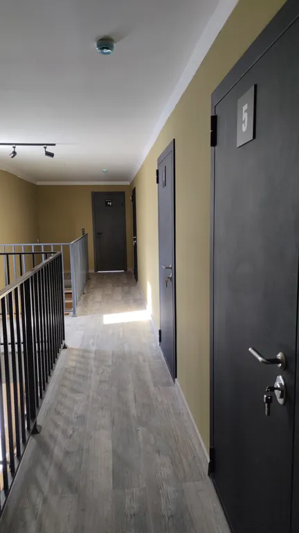 Номер с балконом, видом на реку Волга и гору Арбуга