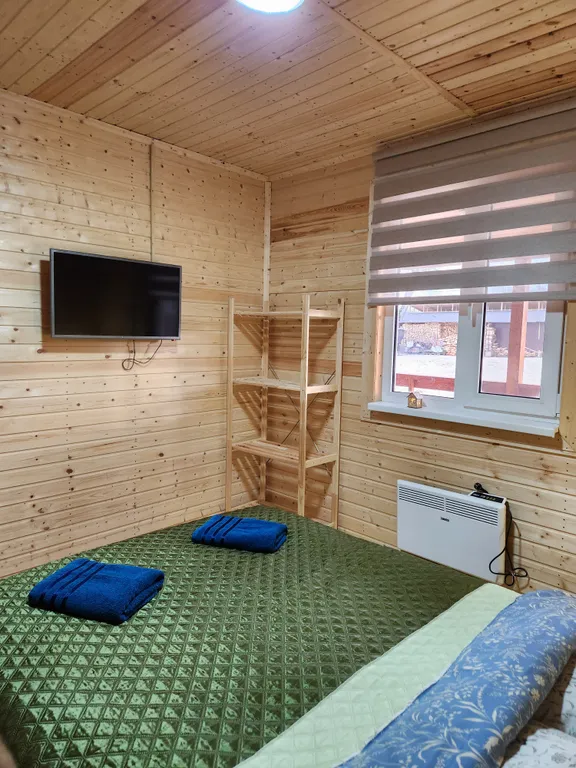 Дом с теплым бассейном