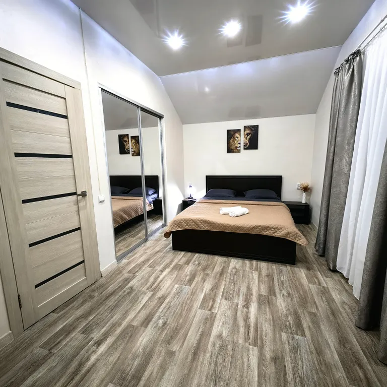 Уютный, комфортный дом в центре посёлка